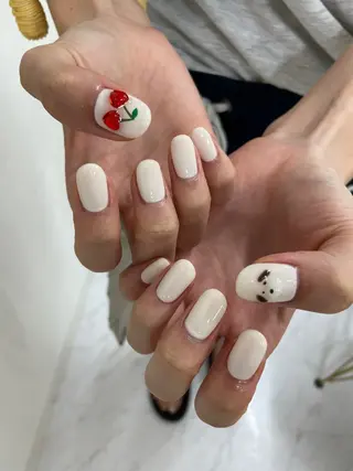 ネイル HIKARI 4uまつ毛ネイルのネイルデザイン