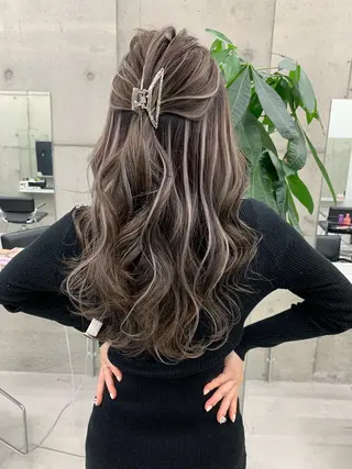 ロング 福田 彩心のヘアスタイル