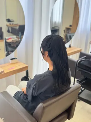 セミロング lapereau ayanaのヘアスタイル