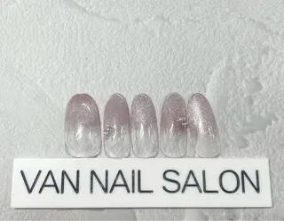 ネイル Van Nail Salonのネイルデザイン