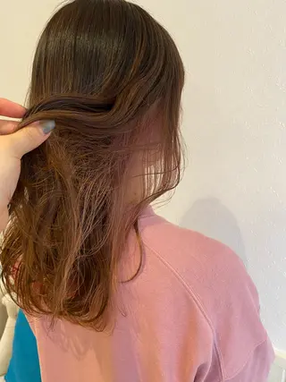 ロング カラー 宮内 真乃のヘアスタイル