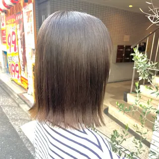 ミディアム カラー ショート・ボブ/ 髪質改善カラーのヘアスタイル
