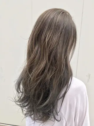 カラー THREE所属・THREE 関根大のヘアスタイル