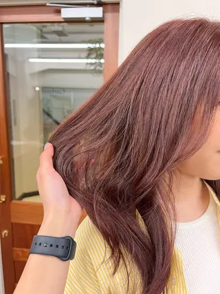 セミロング カラー Garland 表参道所属・ミディアムレイヤー/ 艶カラー🎀　emiのヘアスタイル