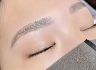 アイブロウ K. Uraのマツエク・マツパデザイン