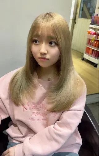 セミロング カラー レイヤー×髪質改善 マネージャー安藤光司のヘアスタイル