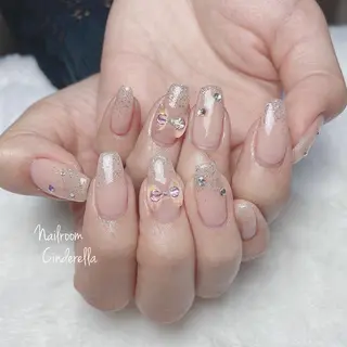 ネイル Nailroom. Cinderellaのネイルデザイン