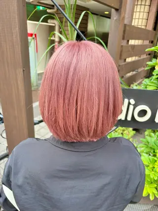 ショート カラー ヘアアレンジ ✨デザインカラー✨髪 質改善🫧イツキ🍒のヘアスタイル