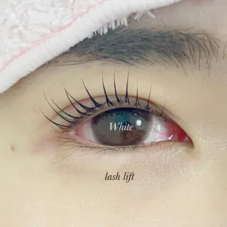 マツエク・マツパ White/マツエク /まつパ/耳つぼのマツエク・マツパデザイン