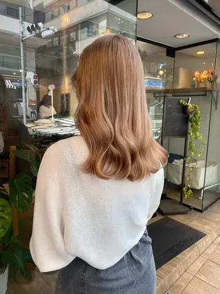 ミディアム カラー Joule銀座 石山あやのヘアスタイル