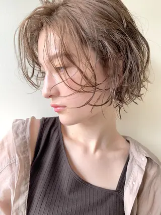 ショート パーマ Mira by greenのヘアスタイル