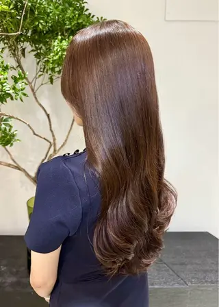 セミロング 東 友貴のヘアスタイル