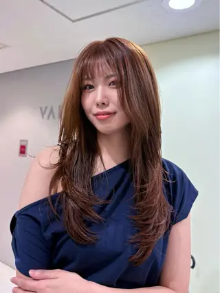 ロング カラー 菜々 🫧新宿美容師のヘアスタイル