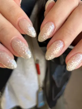 ネイル Ray. ちゅるん系ニュアンスのネイルデザイン