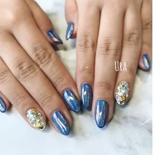 ネイル UrakoNail 《nail》のネイルデザイン