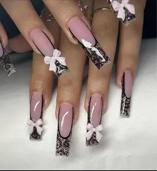 ネイル Cloudy Chan 歌舞伎町のネイルデザイン