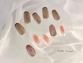 ネイル 【山岡】 ロイヤル•セラピストのネイルデザイン
