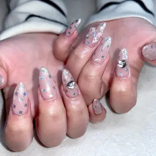 ネイル mimi 高石桃朱のネイルデザイン