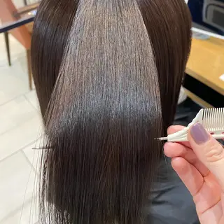 セミロング あやめ【顔まわり/レ イヤー/柔らかカラ】のヘアスタイル