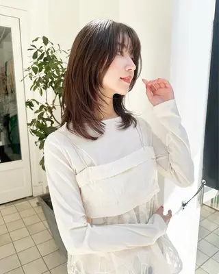 ミディアム 鎌倉 彩のヘアスタイル