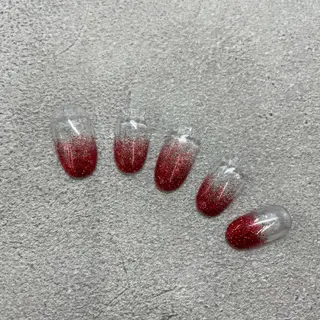 ネイル MAXKELLY EMIのネイルデザイン