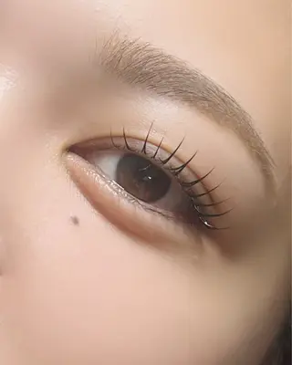 マツエク・マツパ claire BEAUTY SALON所属・若林 瞳華のマツエク・マツパデザイン