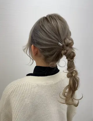 ヘアアレンジ 艶髪/ブリーチなし Wカラー🌺yuiのヘアスタイル