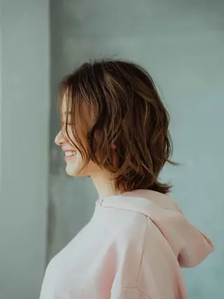 カラー 岩坪 咲希のヘアスタイル