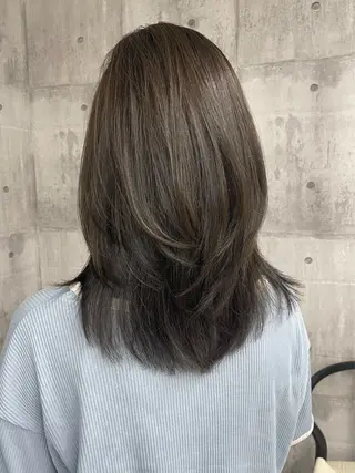 ミディアム カラー 錦 茉李 @lm.mari03のヘアスタイル