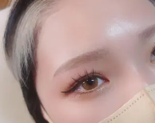 メンズ アイブロウ NAZ eyelash&eyebrow by medical salon所属・NAZ 表参道 Tomokoのマツエク・マツパデザイン