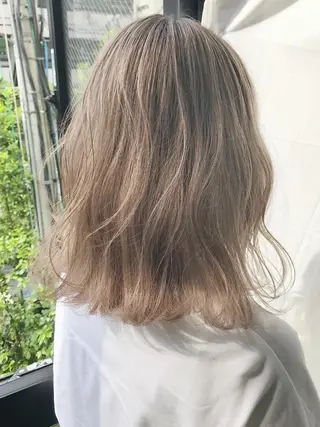 ミディアム カラー Piaコータロー ハイトーン&‪ボブのヘアスタイル