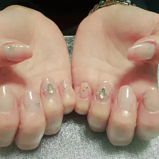 ネイル 鈴木 憂維のネイルデザイン