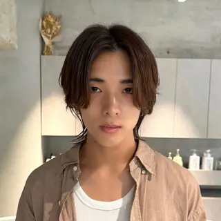 メンズ Hiroki/韓国 センターパートのヘアスタイル