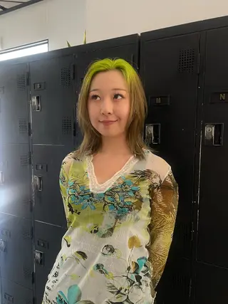 ミディアム 前田 海耀のヘアスタイル