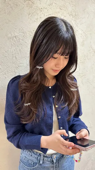 ロング v-lab studio所属・韓国レイヤーカット/ 艶カラー/ noaのヘアスタイル