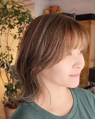 ミディアム カラー quiora所属・奉書 隆浩のヘアスタイル