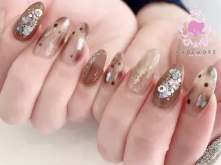 ネイル MADEMORE eyelashの眉毛・アイブロウイメージ