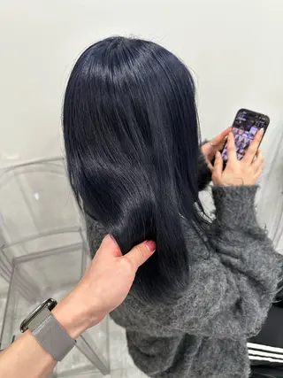 ロング カラー ヘアアレンジ 艶カラー/ハイトーン /レイヤーカットのヘアスタイル