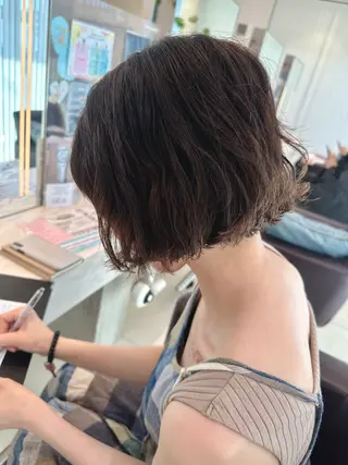 ショート パーマ 艶カラー/縮毛矯正/ ブリーチカラー/みなのヘアスタイル
