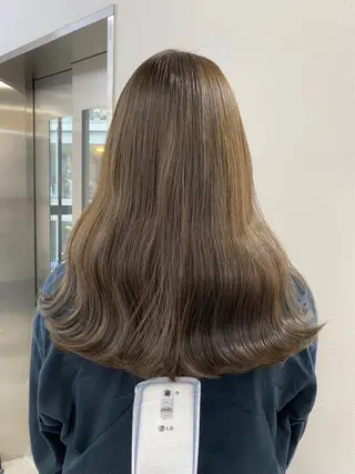 ロング カラー 🫐寒色系カラー 🫐ヤマナカリリカのヘアスタイル