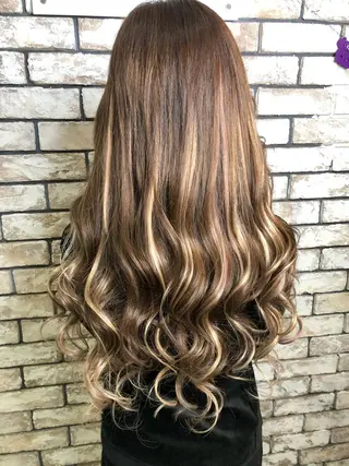 ロング カラー ハイトーン/韓国風 🤍Nacchi🐈のマツエク・マツパデザイン