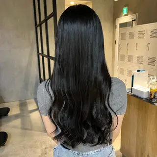 ロング カラー elima調布所属・澤崎 ゆらのヘアスタイル