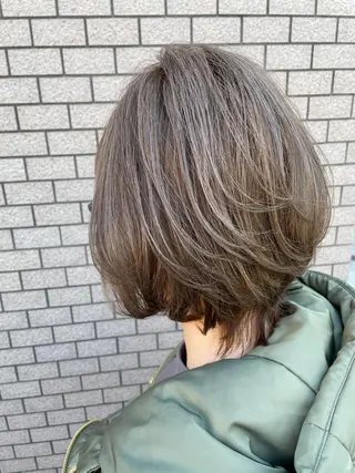 ミディアム 透明感ハイライト◎ 伊藤夏海のヘアスタイル