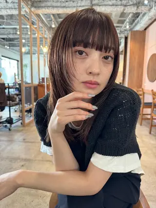 ミディアム パーマ カラー CEINE OURのヘアスタイル