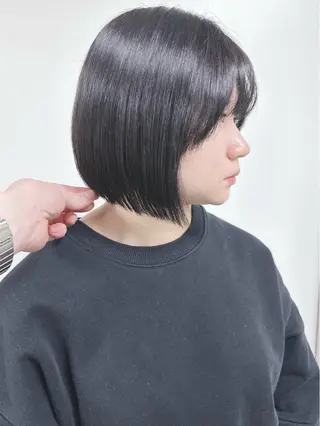 ショート とうい/パーマボブ/ くせ毛/丸みボブのヘアスタイル