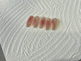 ネイル 友田 晴香のネイルデザイン