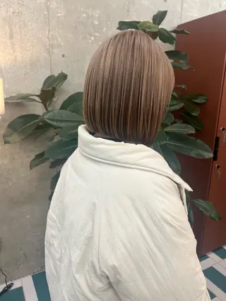 ミディアム noe所属・AYAKA/名古屋/ 栄/ボブ/透明カラーのヘアスタイル