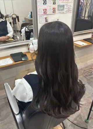 ロング 生尾 虹水のヘアスタイル
