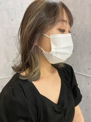 セミロング 🍀透明感抜群🍀/ ハイトーンカラーのヘアスタイル