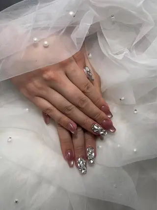 ネイル Laule’a Nail新宿所属・ミナ🌈 Laule'aのネイルデザイン
